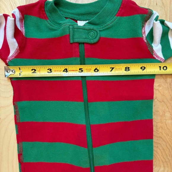 Hanna Andersson Green and Red Striped Christmas Zip Sleeper One Piece Pajamas - Picture 8 of 9